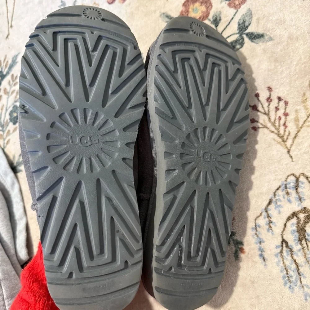 Ugg classic slipper grey women’s size 9 - Picture 7 of 8